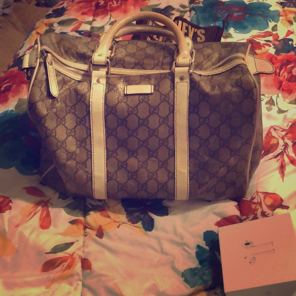 Gucci purse - Picture 1 of 1